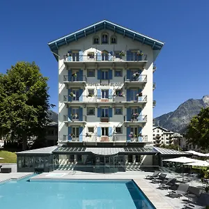 Otel Mont-blanc, Chamonix